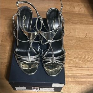 Oscar de la Renta Gold Strappy Heels